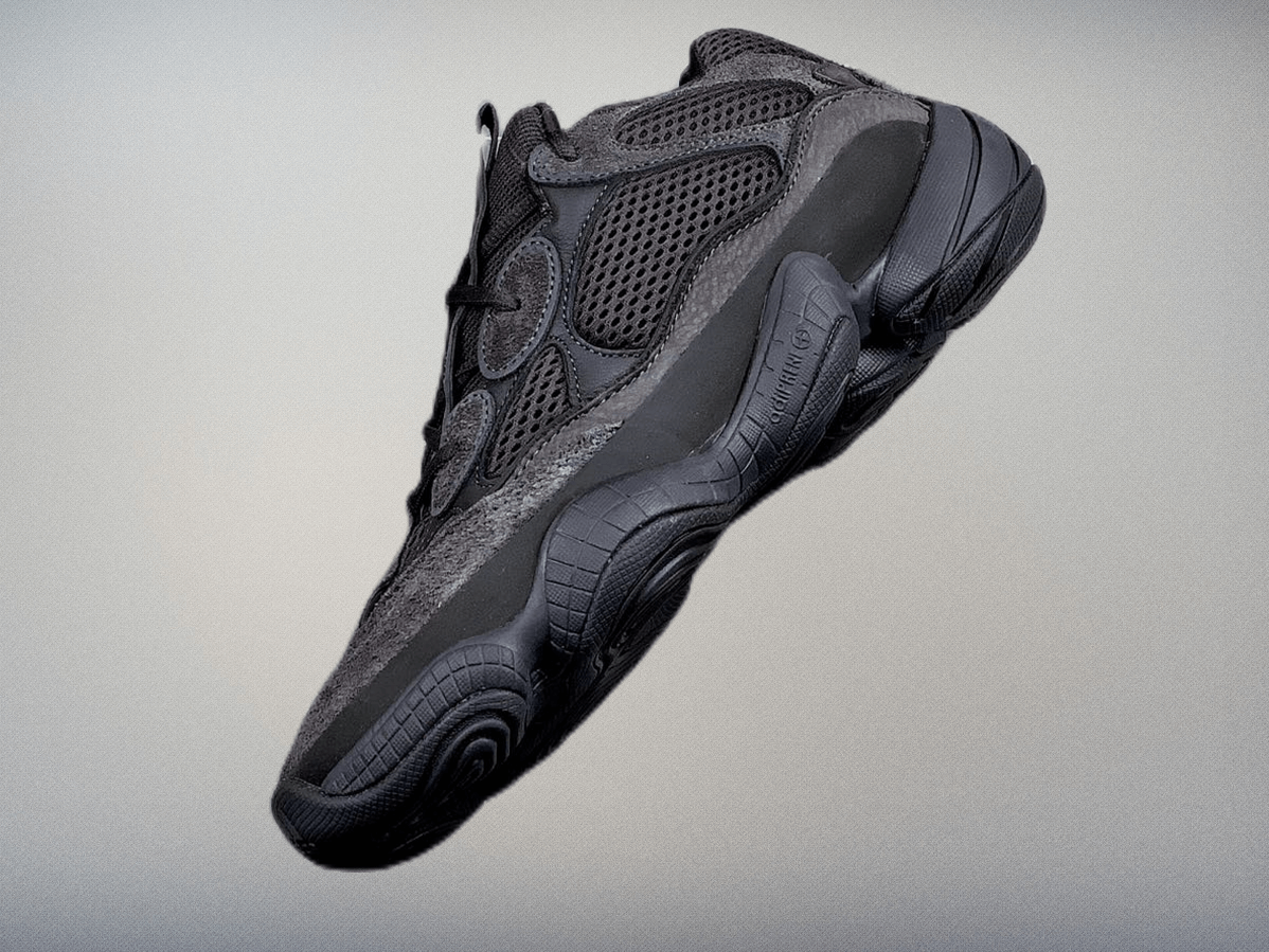 2018-adidas-Yeezy-500-Utility-Black-黑武士-3-e1673581440580.png