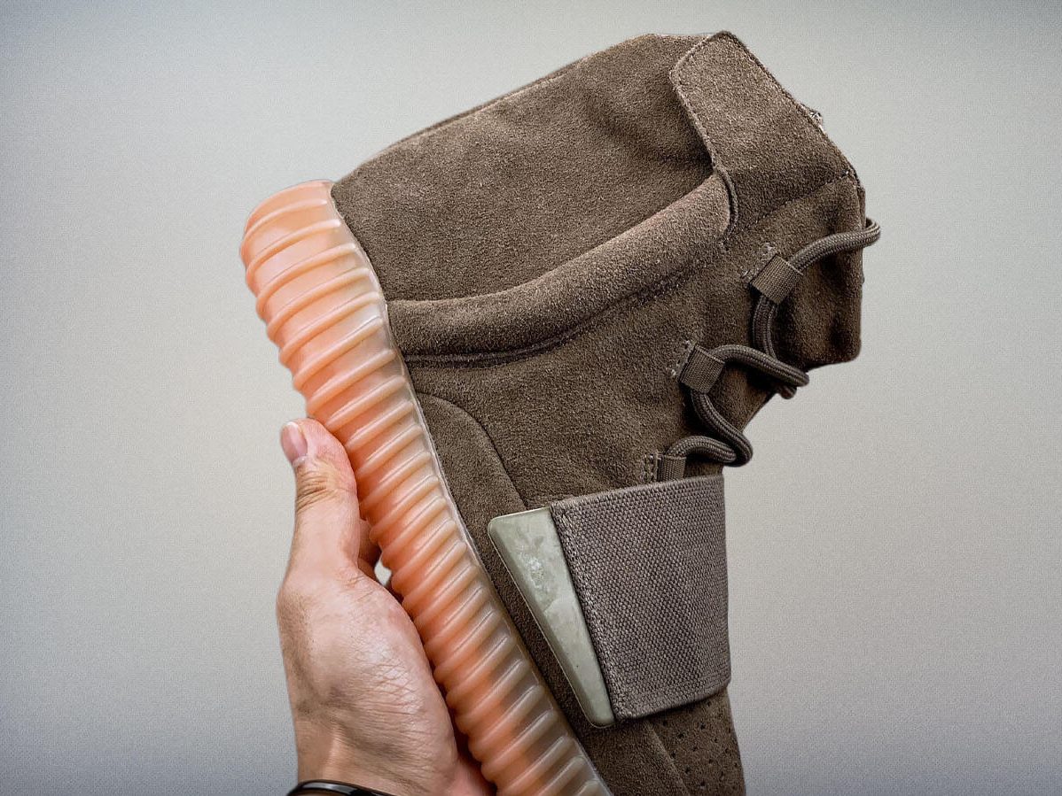 adidas-Yeezy-Boost-750-Light-Brown-GumChocolate棕色-9-e1673588327661.jpg