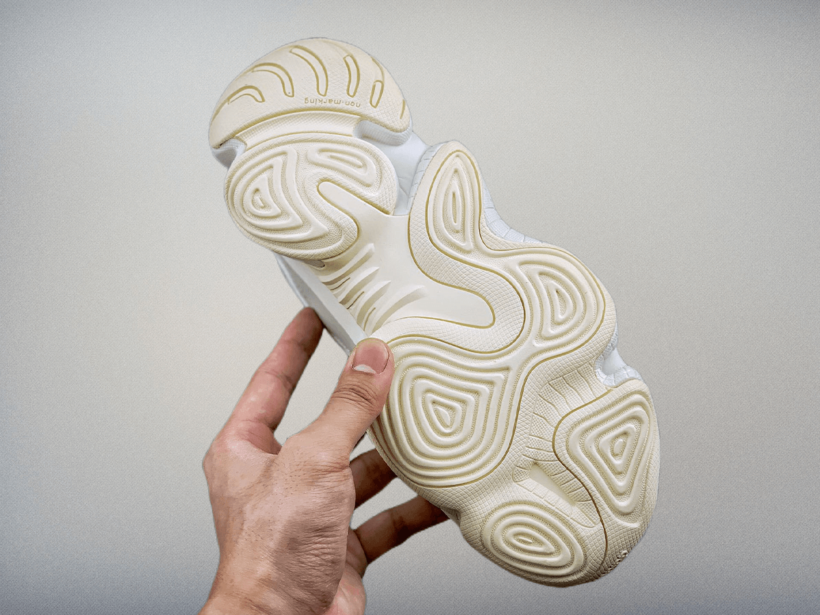 adidas-originals-Yeezy-500-Bone-White-骨白-7-e1673582228717.png